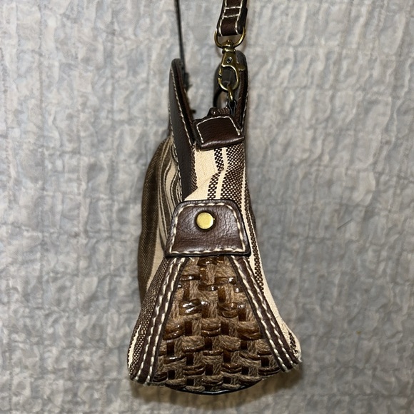 Fossil Modern Vintage: Cloth & Faux Leather Purse, Removable Strap - Picture 5 of 13